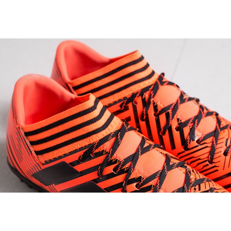 Футбольная обувь Adidas Nemeziz Tango 17.3 TF