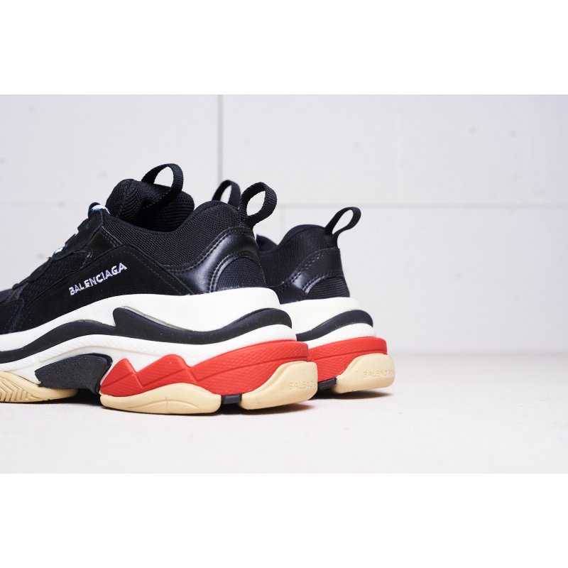 Кроссовки Balenciaga Triple S