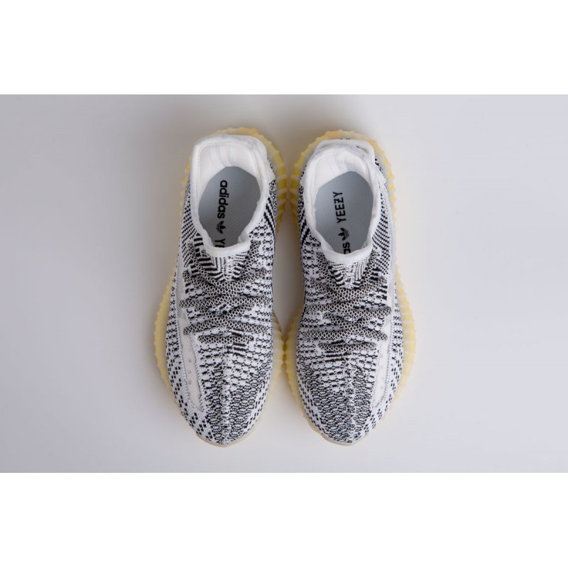 Кроссовки Adidas Yeezy 350 boost