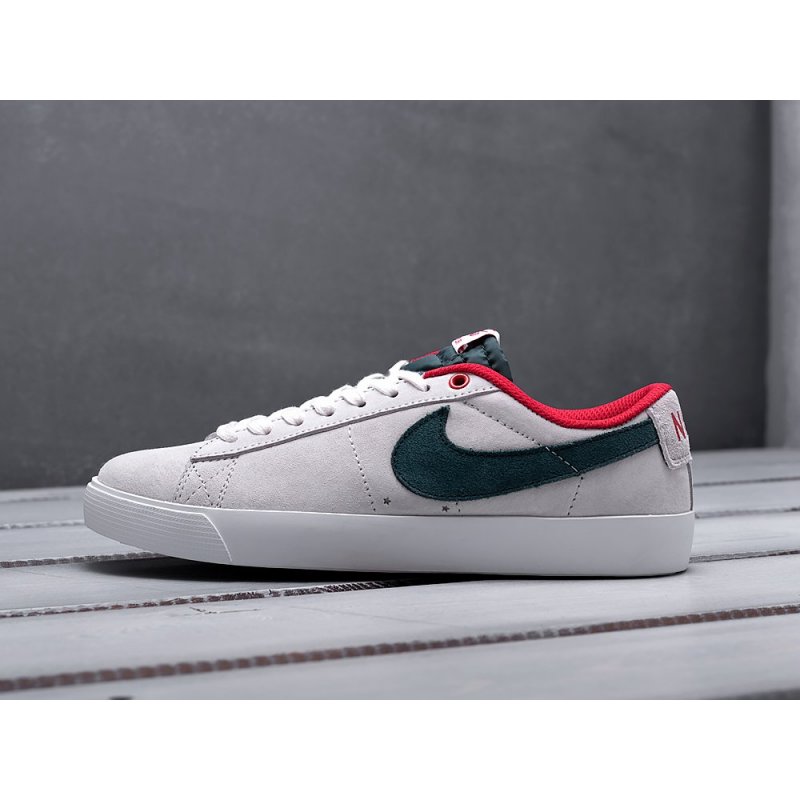 Кроссовки Nike SB Blazer Low