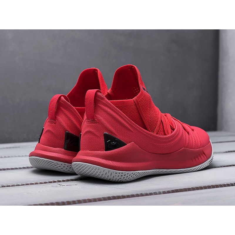 Кроссовки Under Armour Curry 5