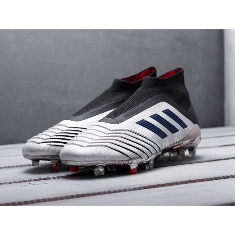 Футбольная обувь Adidas Predator 19+ FG