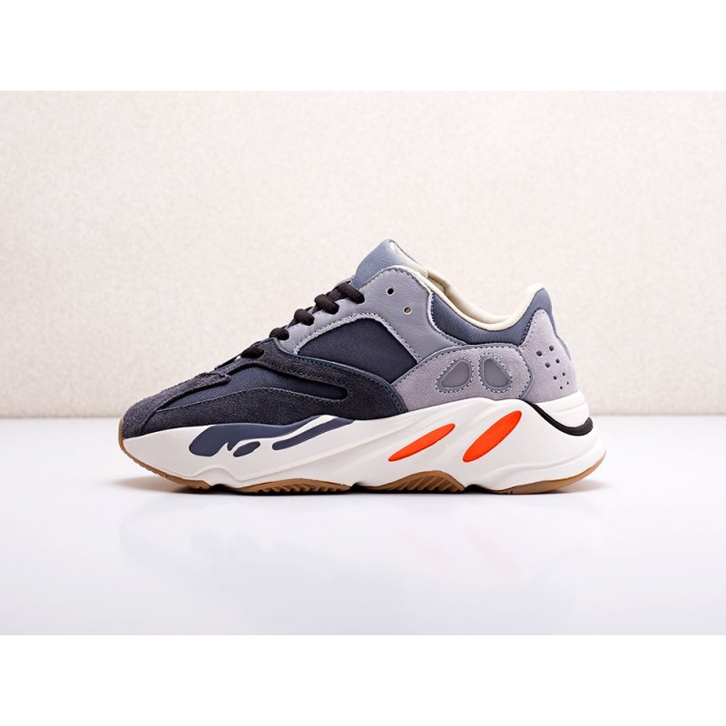 Кроссовки Adidas Yeezy Boost 700