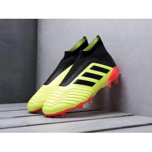 Футбольная обувь Adidas Predator 18...