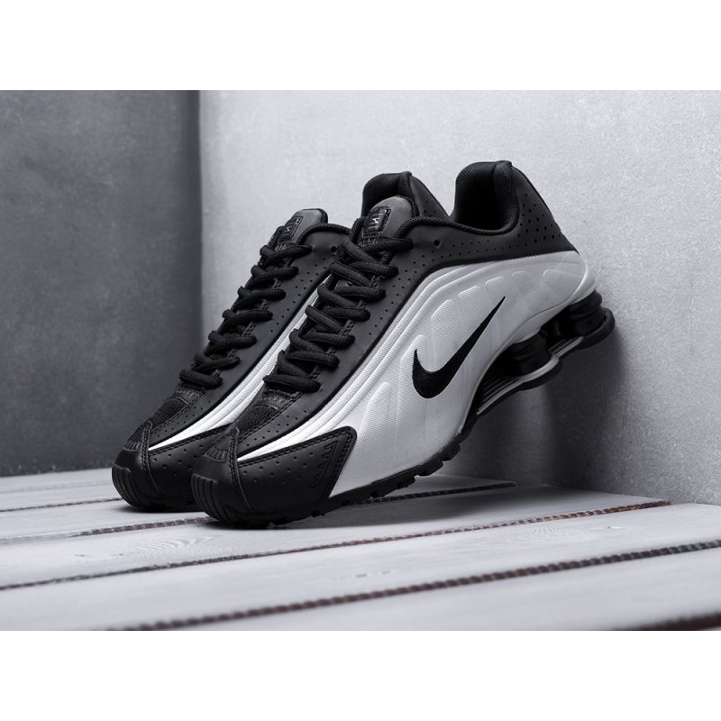 Кроссовки Nike Shox R4